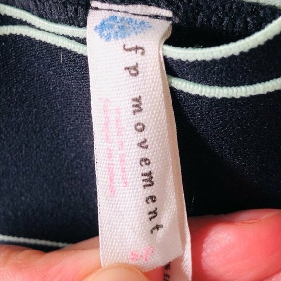 Free People Movement Black Leggings Size Small - Picture 5 of 7